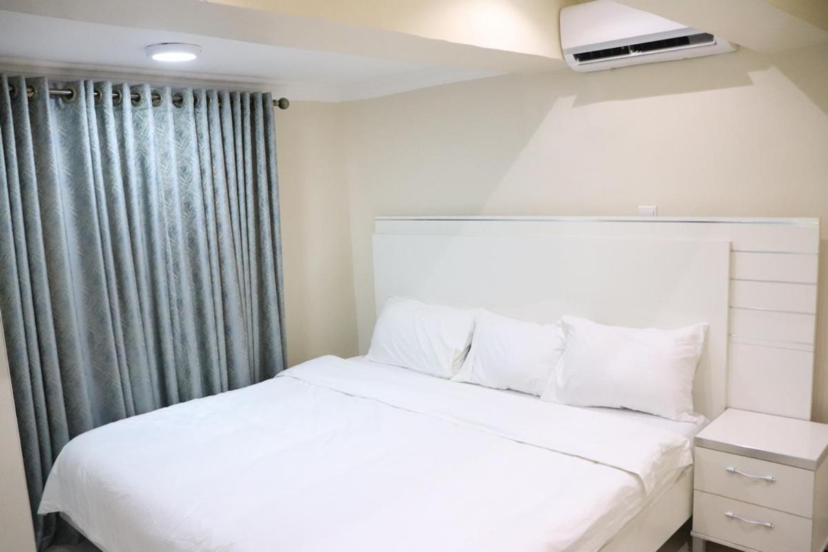 Appleville Suites Ikeja Exterior foto
