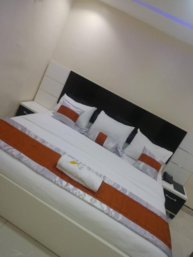 Appleville Suites Ikeja Exterior foto