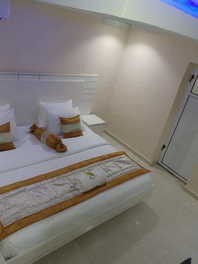 Appleville Suites Ikeja Exterior foto