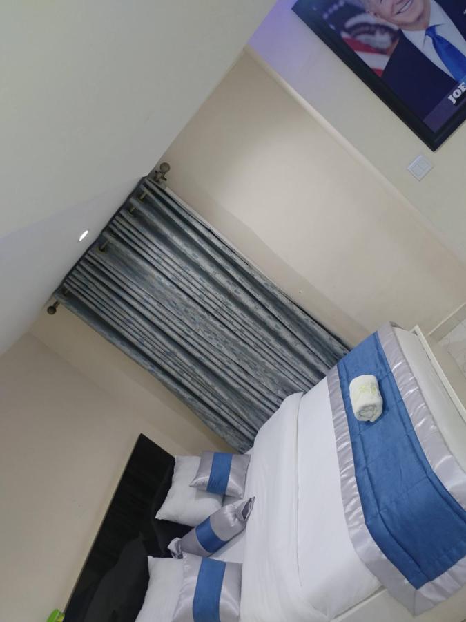 Appleville Suites Ikeja Exterior foto