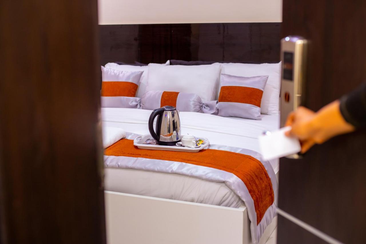 Appleville Suites Ikeja Exterior foto